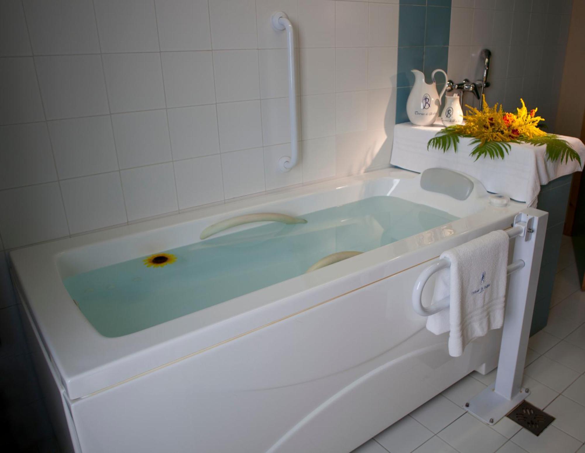 Hotel Terme Di Rabbi Bagni di Rabbi Ngoại thất bức ảnh